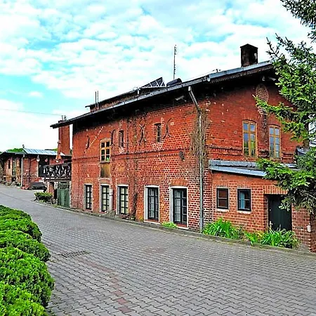 Korona Hostel *